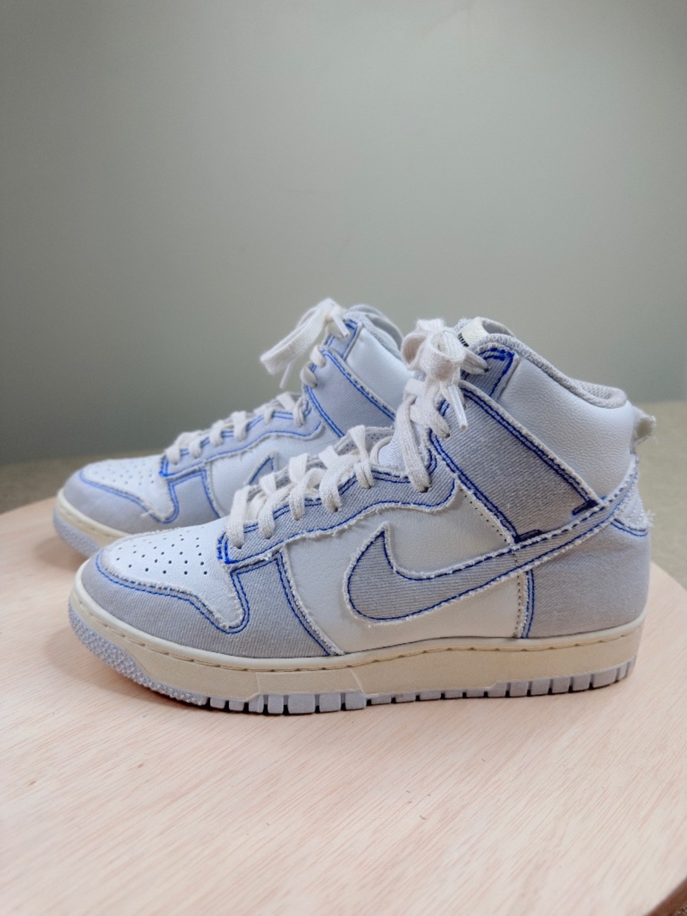NWB NIKE DUNK HI 1985 5.5Y